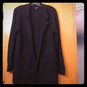 Cozy black cardigan with collar & pockets.